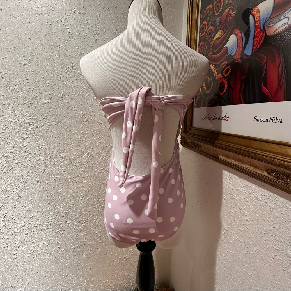 Swimsuit - Picture 3 of 6